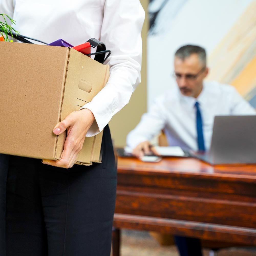 Abogado laboral para despidos, reclamaciones de salarios y conflictos empresariales